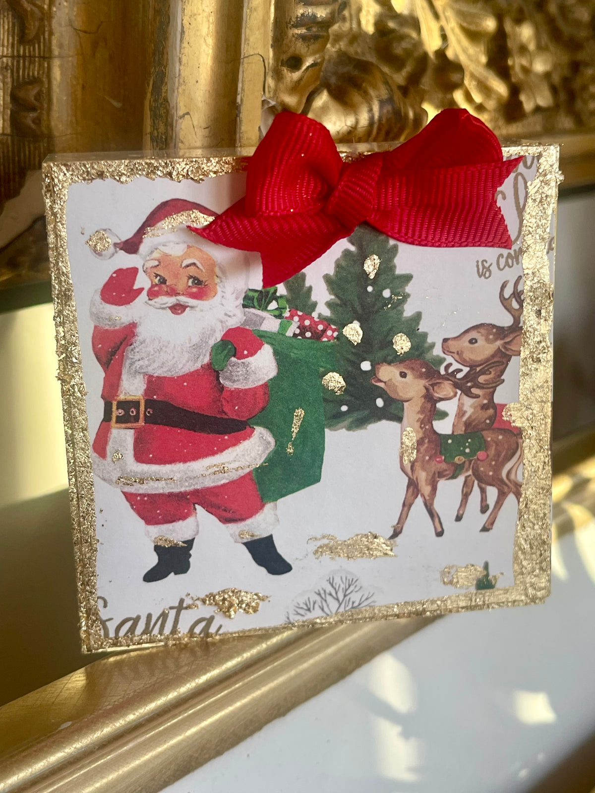 Holly Jolly Santa Present