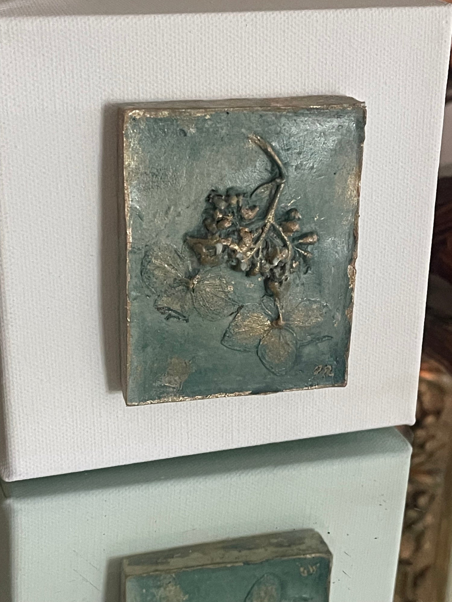 Delta Botanical Collection