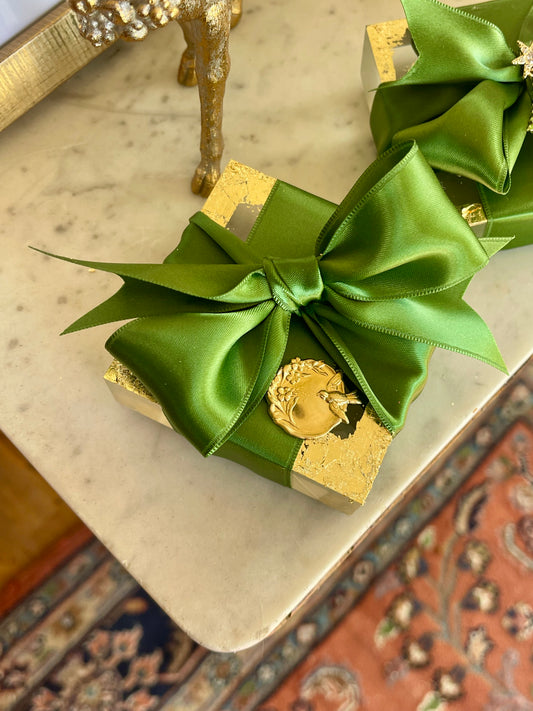 Christmas Present with Victorian bird